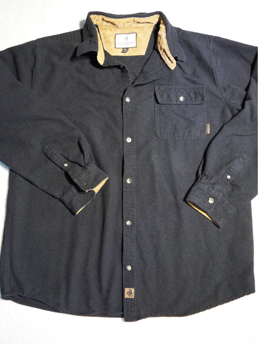 legendary Whitetails Men's Black Long-Sleeve Button-Up Shirt 100% Cotton